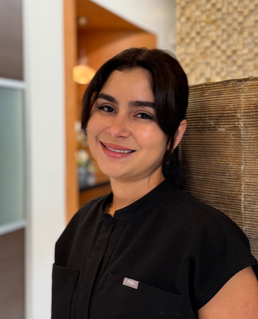 Yiyi Pupo - Registered Dental Assistant